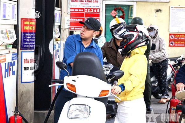 Không hoang mang tích trữ, giữ ổn định nguồn cung xăng, dầu